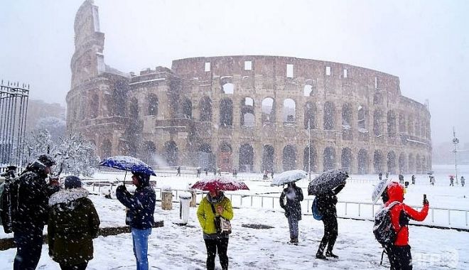 Ninge abundent în Europa. O persoană a murit și sute de mii de locuințe au rămas fără electricitate - romacucacouladenea68817500-1573824724.jpg