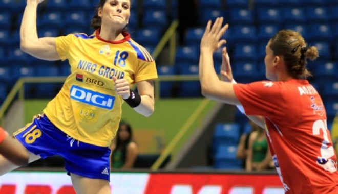 Handbal feminin / România înfruntă astăzi Cuba, la Campionatul Mondial - romania-1323085815.jpg