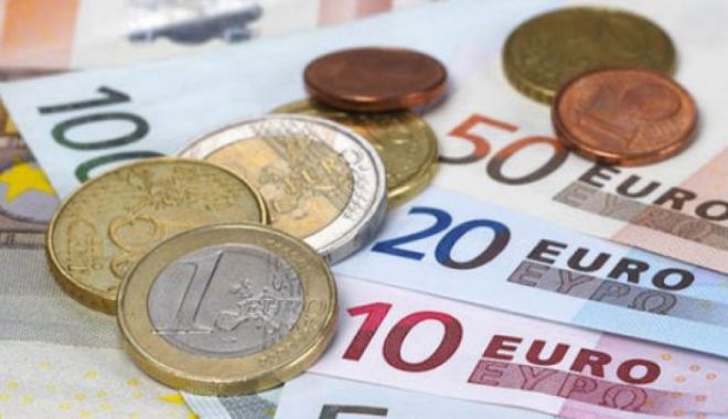 România este cea mai departe de adoptarea monedei euro - romania-1527087454.jpg