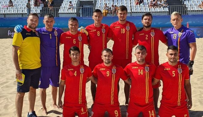 Tricolorii, pe locul al treilea la turneul de fotbal pe plajă din Portugalia - romania-1568142387.jpg