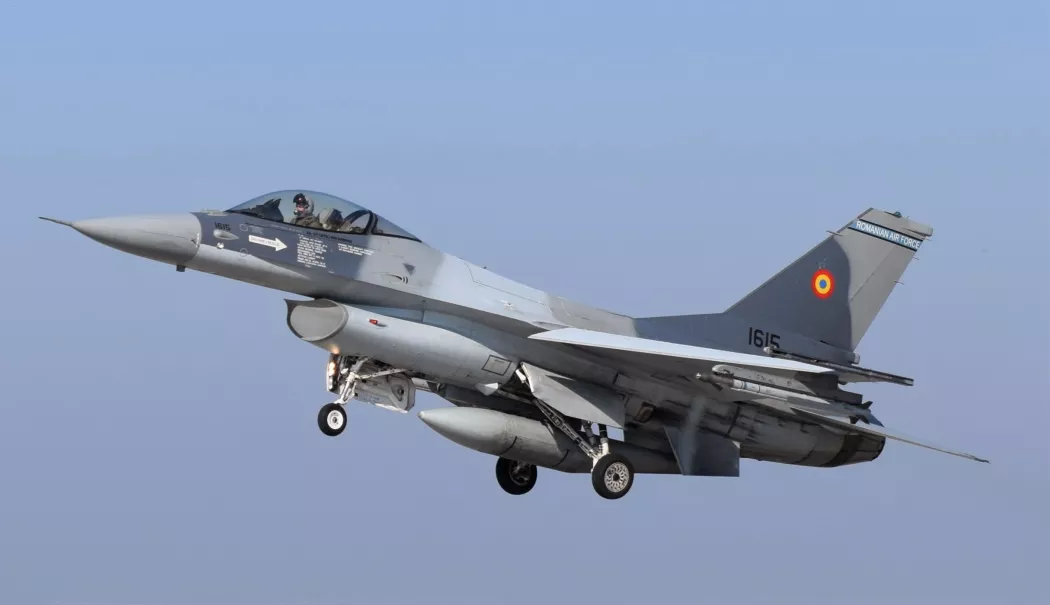 F-16 ridicate de urgență după ce fragmente de drone au căzut pe teritoriul României - romanianf16fightingfalconlandsat-1773729573.webp