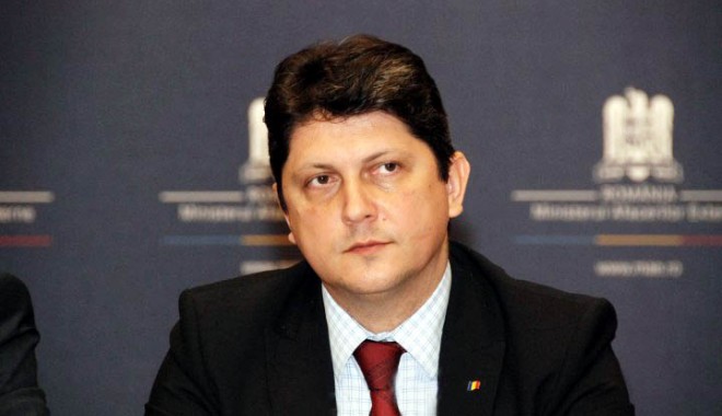 România  va trimite observatori  la alegerile  din Ucraina - romaniavatrimite-1399472574.jpg