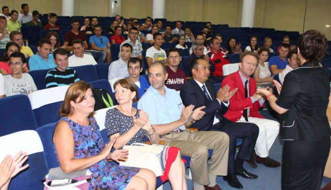 Rompetrol Rafinare caută specialiști. Programul de internship,  bază de recrutare pentru Petromidia - rompetrol-1406570750.jpg