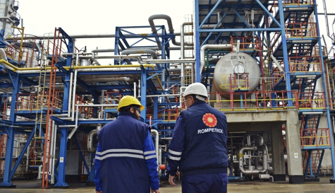 Chinezii cumpără 51% din KMG International. Vor urma investiții de 1 miliard de dolari, inclusiv la Petromidia - rompetrol-1481820380.jpg