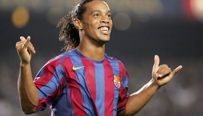 Ronaldinho se căsătorește cu două femei - ronaldinho-1527163628.jpg