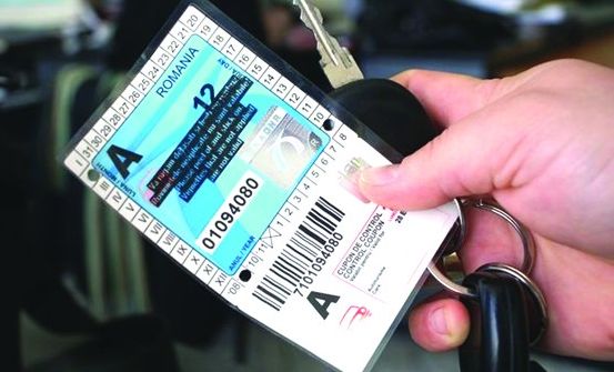 Rovinieta şi peajul nu vor putea fi achiziţionate duminică prin SMS sau online - rovinieta01-1604134039.jpg