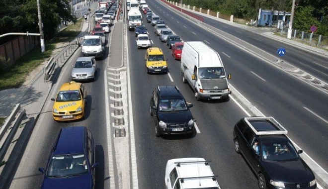 Sistem reparat. Șoferii trebuie să plătească rovinieta până la miezul nopții - rovinieta1-1462038544.jpg