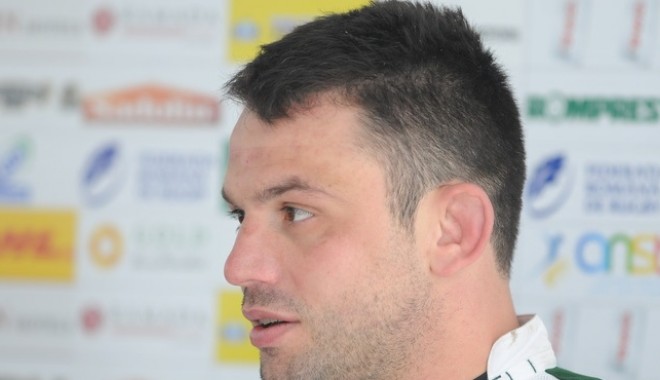 Rugby, FRR. Cristi Petre revine la Farul - rps5500-1387359986.jpg