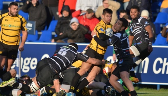 Rugby, FRR. Lupii au pierdut meciul cu Brive - rps8746-1386515467.jpg