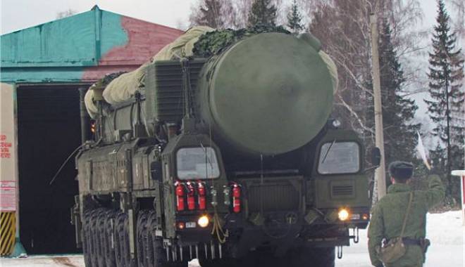 Rusia a testat din nou o RACHETĂ balistică intercontinentală - rs24yars-1419598490.jpg