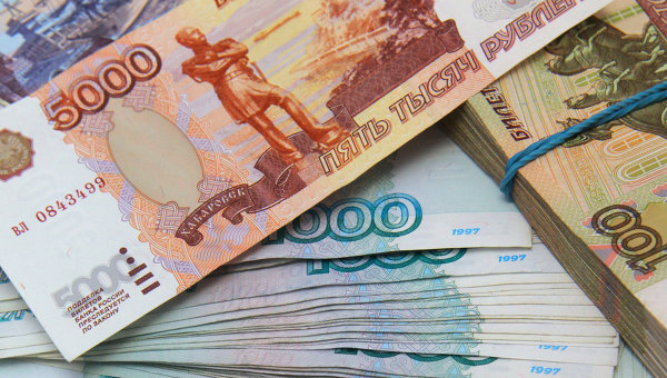 Rubla, la un nou minim istoric față de dolar - ruble-1409588645.jpg