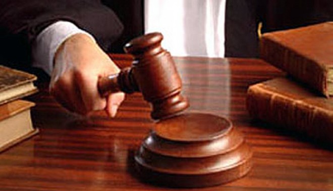 Rudele lui Bercea Mondial, trimise în judecată pentru șantaj - rudeleluiberceamondial-1403545409.jpg