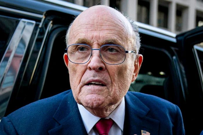 Fostul primar al oraşului New York, Rudy Giuliani, a fost rănit grav într-un accident de maşină - rudy-1756709682.jpg
