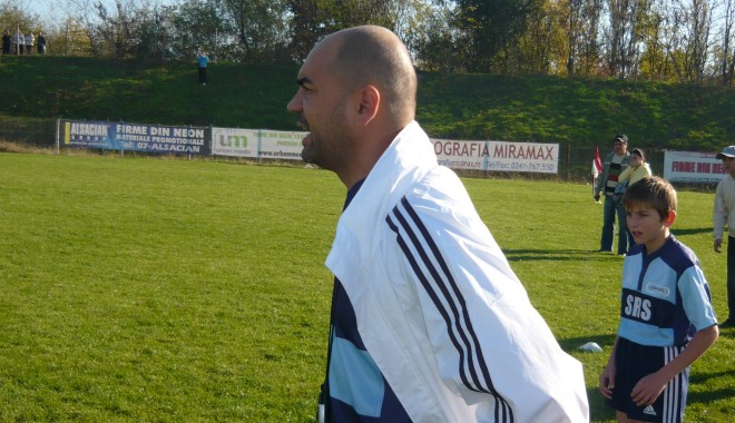 Beach-rugby / Tomitanii și Cristian Cojocaru, excluși din turneul Oval 5! - rugby-1341575906.jpg
