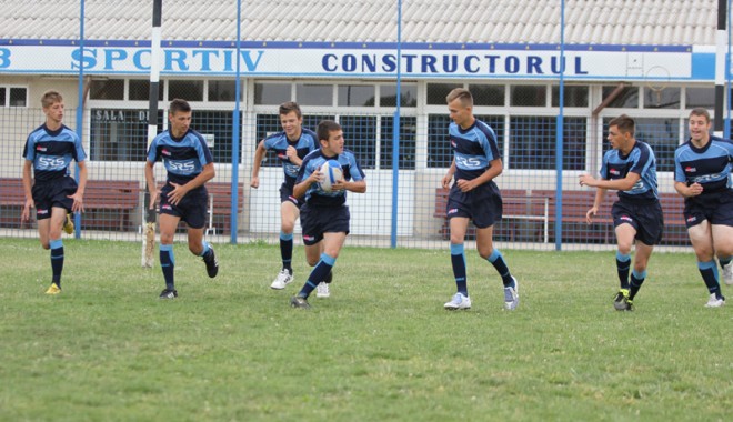 Pumnii strânși pentru CS Tomitanii Constanța - rugby-1370024711.jpg
