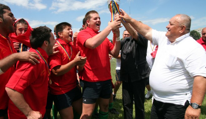 Număr record de participanți la Cupa Președintelui - rugby-1376923979.jpg