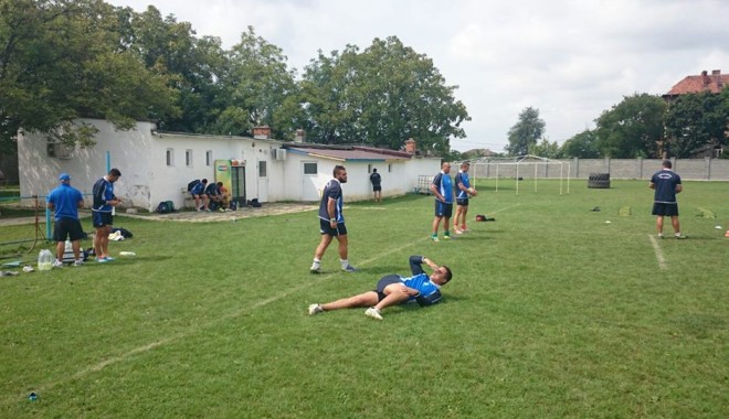 Rugby: RCJ Farul se pregătește de meciul cu Timișoara - rugbyfarul5-1407506751.jpg