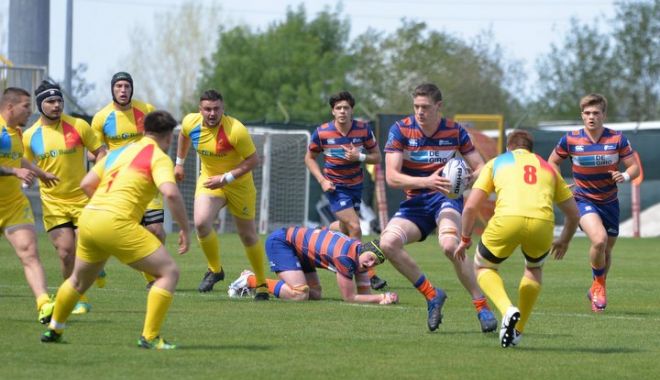 Mai batem pe cineva la rugby? 