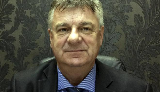 Continuitatea cu Rugină și transformările care amenință Universitatea 