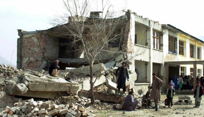 O asistentă umanitară germană, răpită la Kabul - ruine-1439830690.jpg
