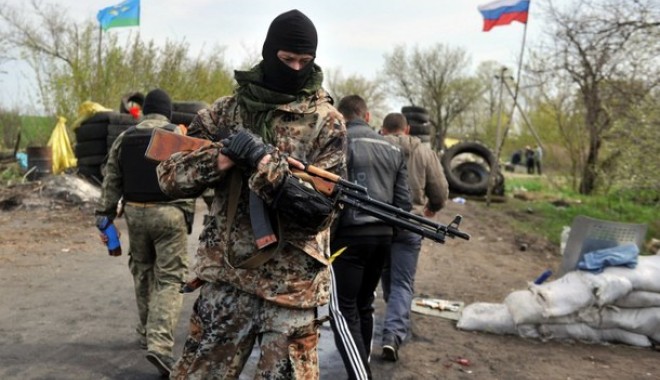 Ucraina / Separatiștii capitulează la Slaviansk - rusia-1404634784.jpg