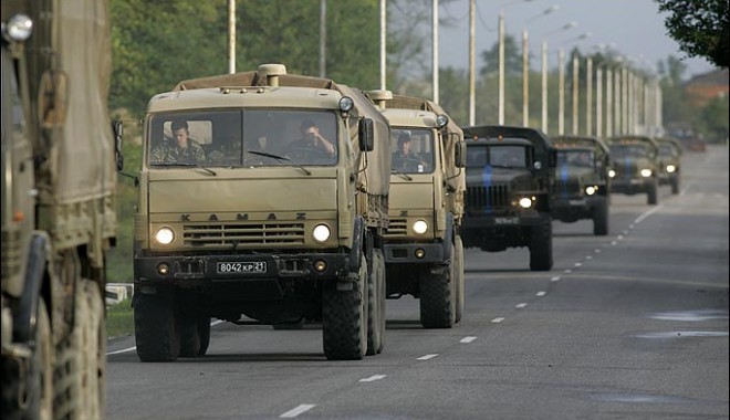 Oficial britanic: Rusia a trimis 4.000-5.000 de militari în estul Ucrainei - rusia-1409380779.jpg