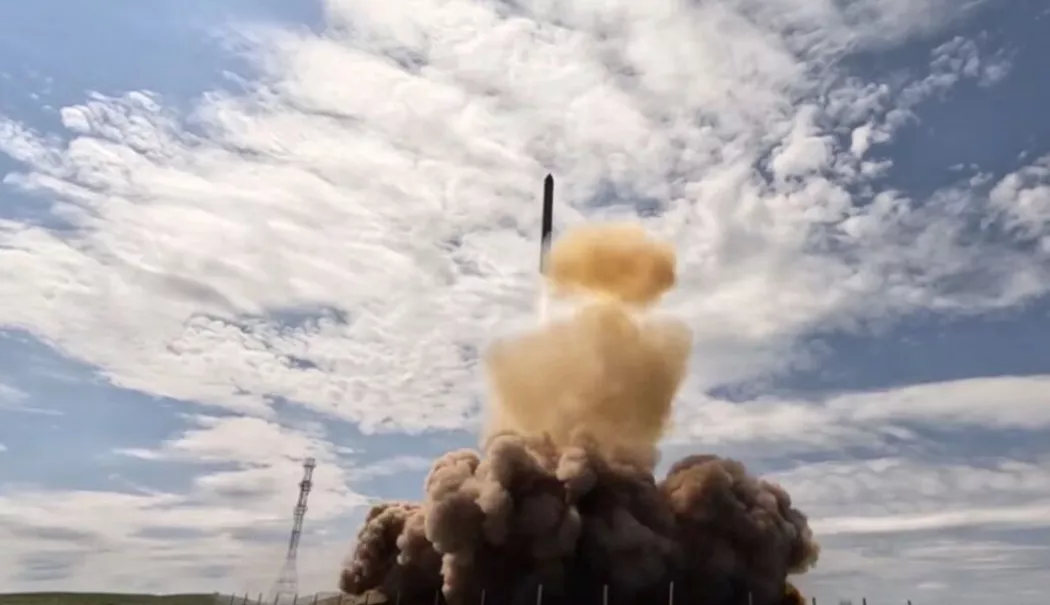 Rusia anunță testarea cu succes a noii rachete strategice nucleare Sarmat - rusia-1778669103.webp