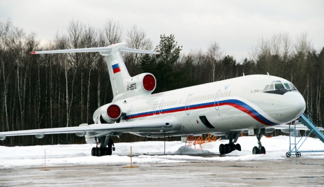 Rusia, în doliu după prăbușirea avionului în Marea Neagră.  Corul Armatei Roșii era la bord - rusiaindoliu-1482756490.jpg
