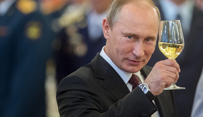 Rusia: Putin a sărbătorit prin muncă, la Kremlin, împlinirea vârstei de 65 de ani - rusiavladimirputin-1507461658.jpg