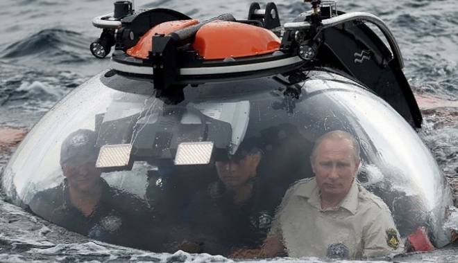 Surse din armata americană: Submarinele rusești ar putea lăsa omenirea fără internet - russianewsheadlinevladimirputini-1445943285.jpg