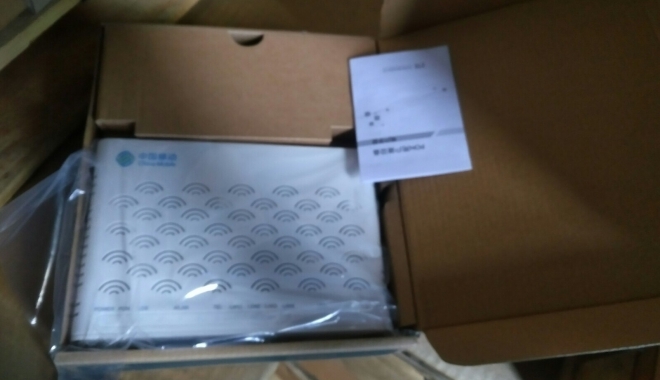Sute de routere wireless, confiscate în Portul Constanța - rutareconfiscate-1502967459.jpg