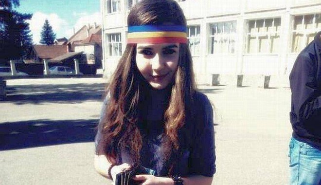 Marș de susținere - sabinaelena6c526df2f2-1364203951.jpg
