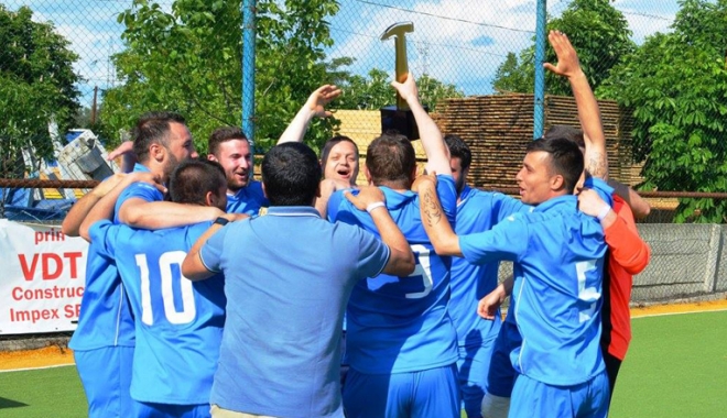 S-a decis prima campioană a Cupei Constructorului la minifotbal - sadecis-1463421478.jpg