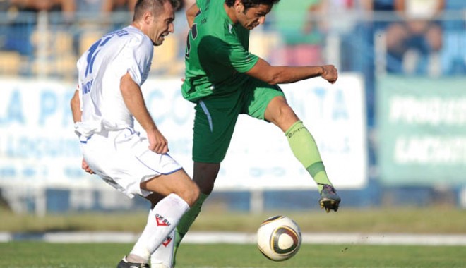 Ce penalty clar n-a dat Tudor! - sageata-1309719859.jpg