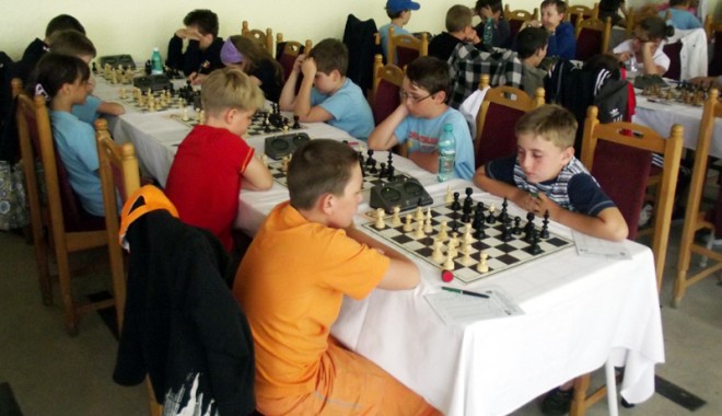 Șah și cure de nămol, la Trofeul Techirghiol - sah-1310401428.jpg