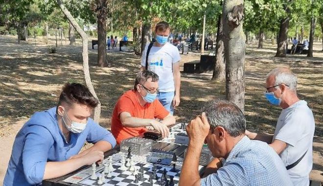 Șah în aer liber! CS Sissa va participa la Cupa României - sah3-1597945682.jpg