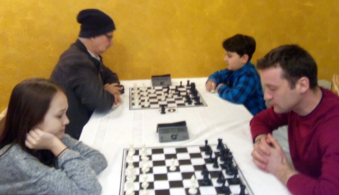 Andreea Panainte, campioana  primului turneu  de șah al anului - sah5-1489425141.jpg