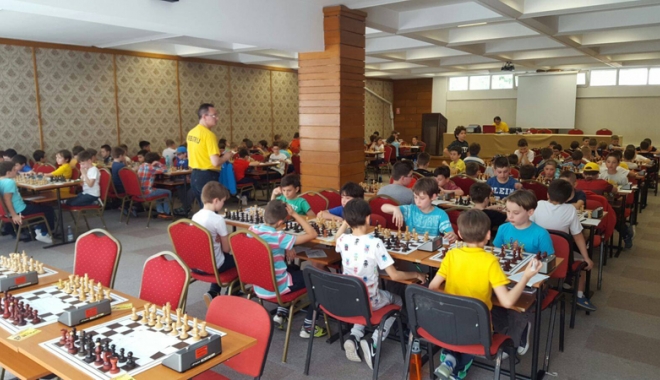 Șahiștii constănțeni, selectați în loturile naționale - sahistii-1461864284.jpg