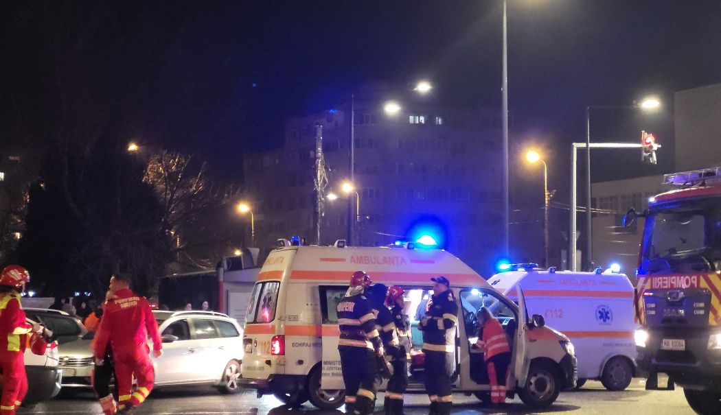 Incendiu în municipiul Constanța. Zece persoane s-au autoevacuat - saj-smur-si-asas-noaptea-1764662520.jpg