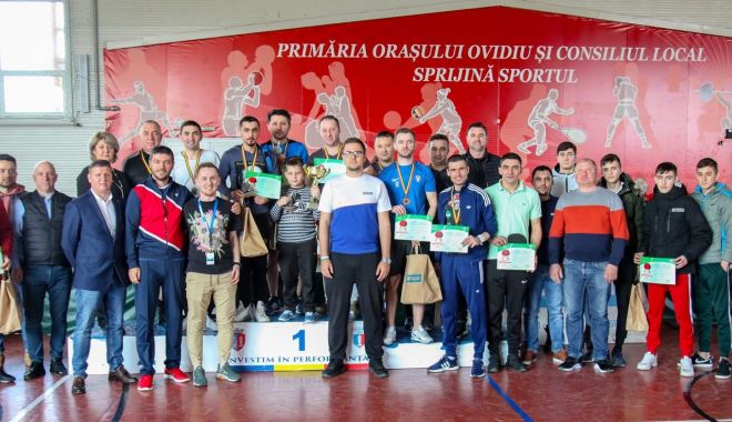 S-a jucat tenis de masă la Ovidiu. Cine sunt premianții - sajucat-1582578726.jpg