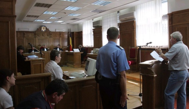 Mandatele a șase primari constănțeni la mâna justiției - saladejudecata1copy-1341324244.jpg