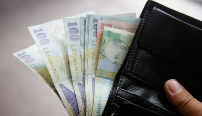 Cresc salariile bugetarilor. Guvernul adoptă vineri ordonanța de urgență - salarii-1661441531.jpg