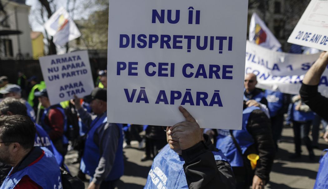 Sindicatul Naţional al Poliţiştilor cere o majorare cu 30% a salariului de bază al personalului contractual