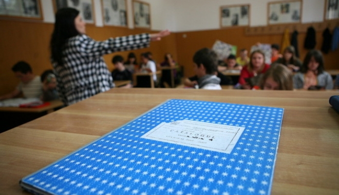 Nu o să le vină să creadă profesorilor! Ce li s-a pregătit - salarii3-1459953084.jpg