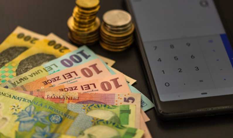 Câştigul salarial mediu net lunar se va majora în 2025. Câţi bani vor câştiga românii - salariu-marit-1737284408.jpg