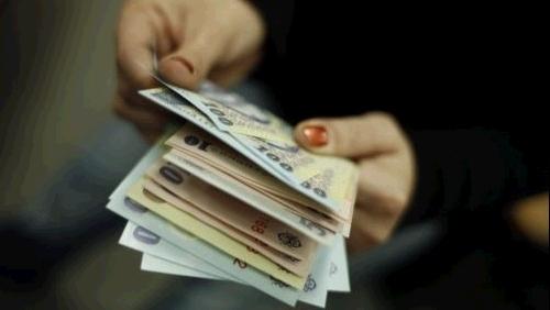 Românii au cel mai mic salariu din Europa - 158 de euro - salariu1312439708135417751513557-1358164515.jpg