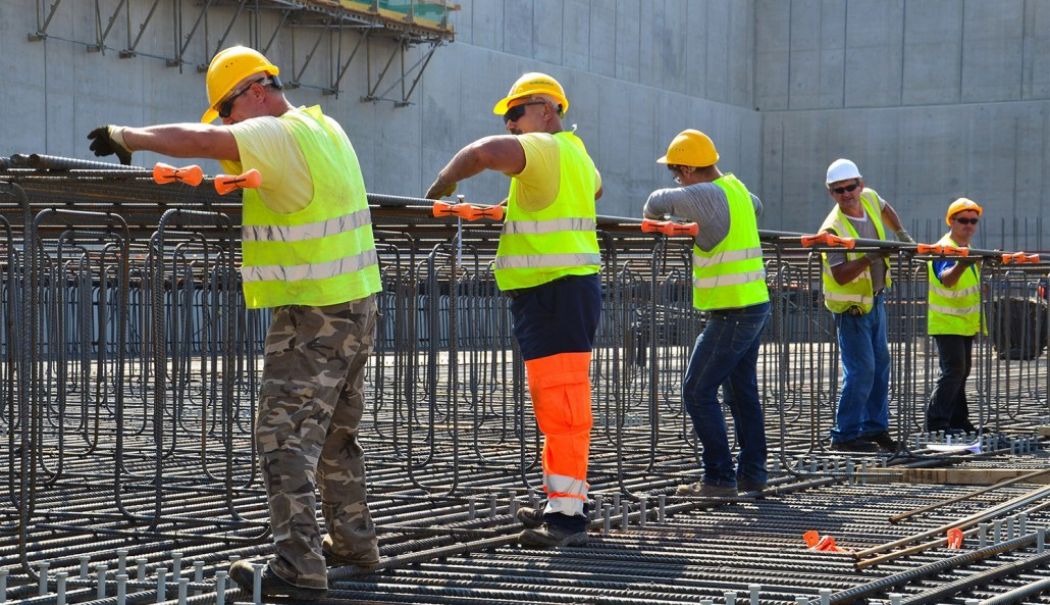 Angajatorii care nu măresc salariile de la 1 iulie vor fi amendaţi - salariul-minim-1718189336.jpg