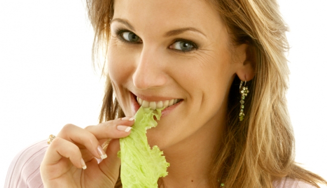 Beneficiile  consumului de salată verde - salata1-1504024442.jpg