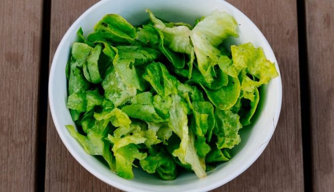 Obțineți beneficii pentru sănătate cu broccoli, leguma-minune! - salata1-1632145478.jpg