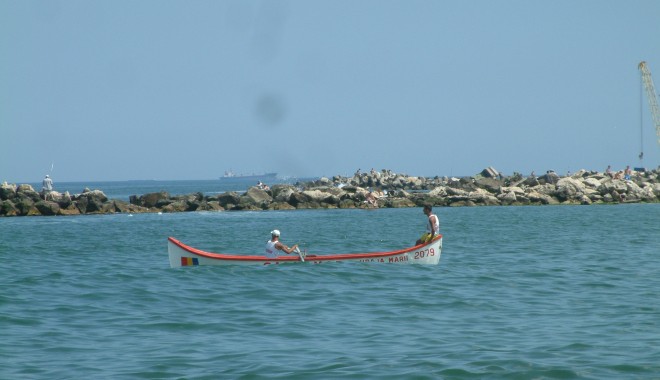 UPDATE. La un pas de înec, în stațiunea Mamaia - salvamargf2-1408433657.jpg